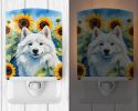 NEW American Eskimo in Sunflowers Ceramic Night Light Compact, UL-Certified, Ideal for Bedroom, Bathroom, Nursery, Hallway, Kitchen, 6x4x3, Multicolor
